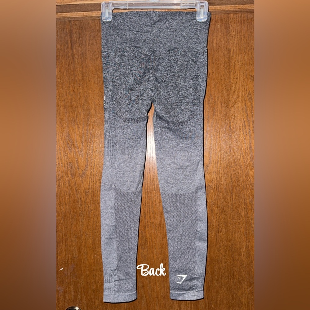 Gymshark Heather Gray Women's Leggings Size Medium - Picture 2 of 6